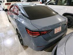 نیسان سێنترا